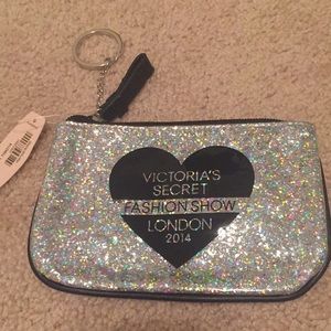 VS London fashion show 2014 zipper pouch